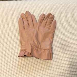 Target dusty pink leather gloves